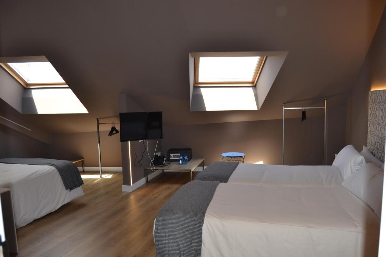 Rener Hotel Los Campones 希洪 外观 照片
