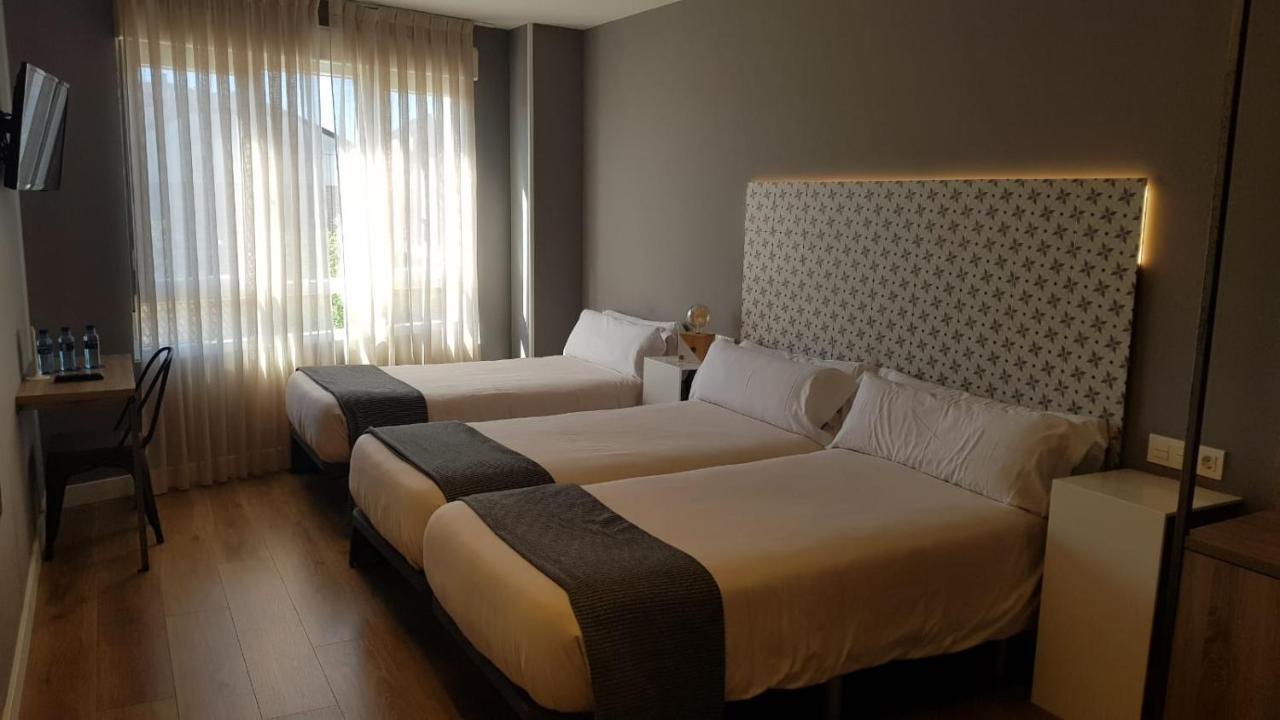 Rener Hotel Los Campones 希洪 外观 照片