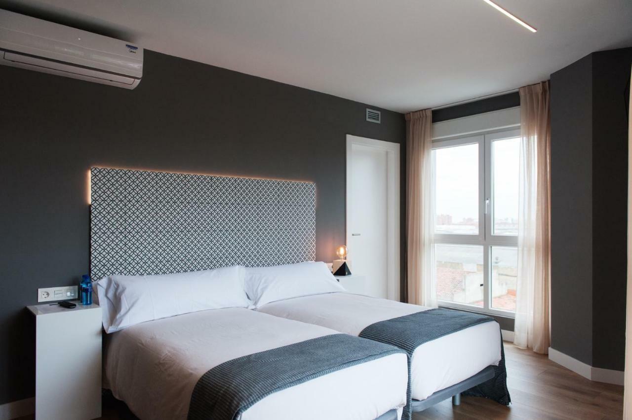 Rener Hotel Los Campones 希洪 外观 照片